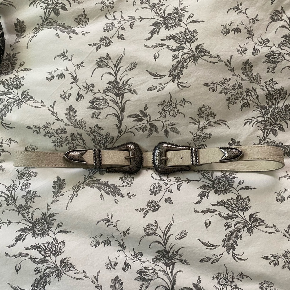 B-low the belt dupe double buckle western belt